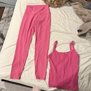 NEW Berry Pink Aritzia 2 piece legging & tank set